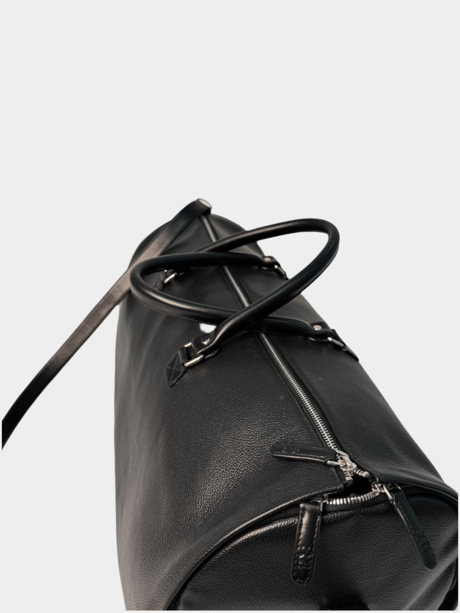 MO:RE garment leather bag
