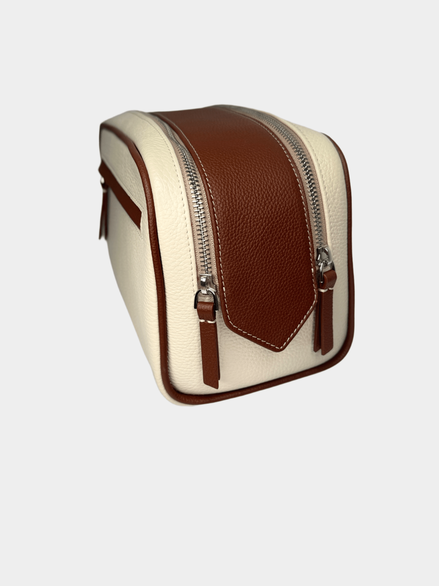 PA:RETTO travel beauty leather bag