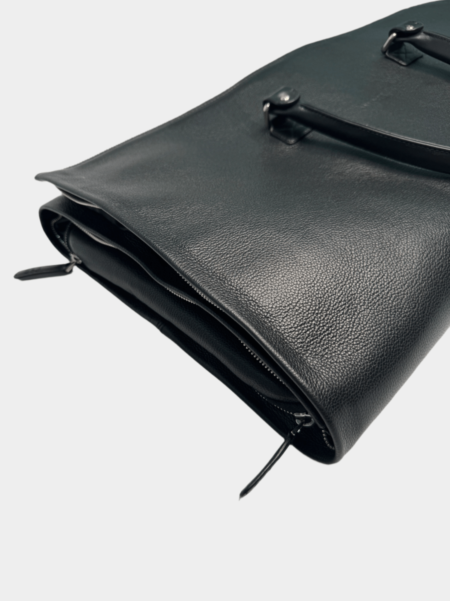 MO:RE garment leather bag
