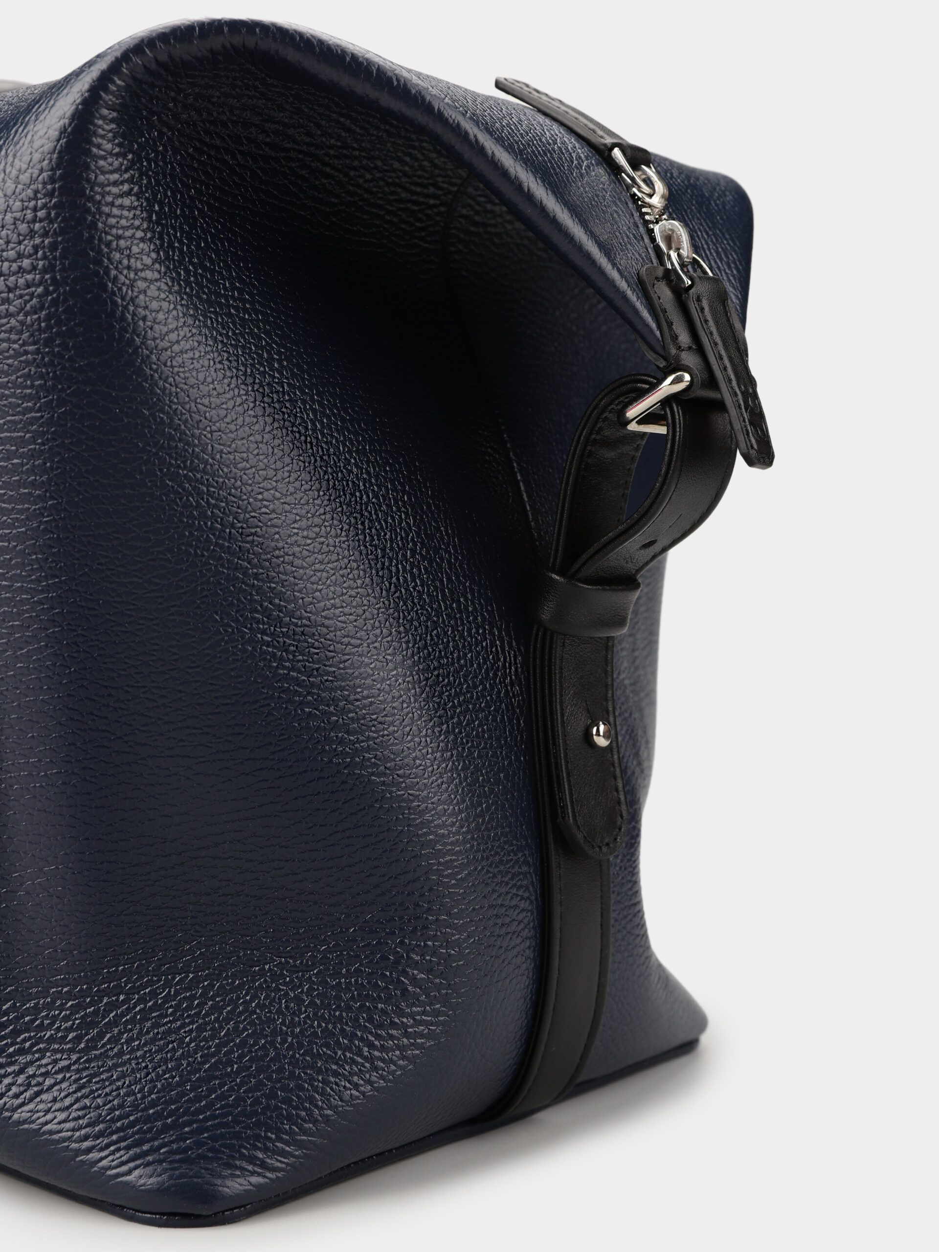 ELEMENTARY   leather sport | travel bag