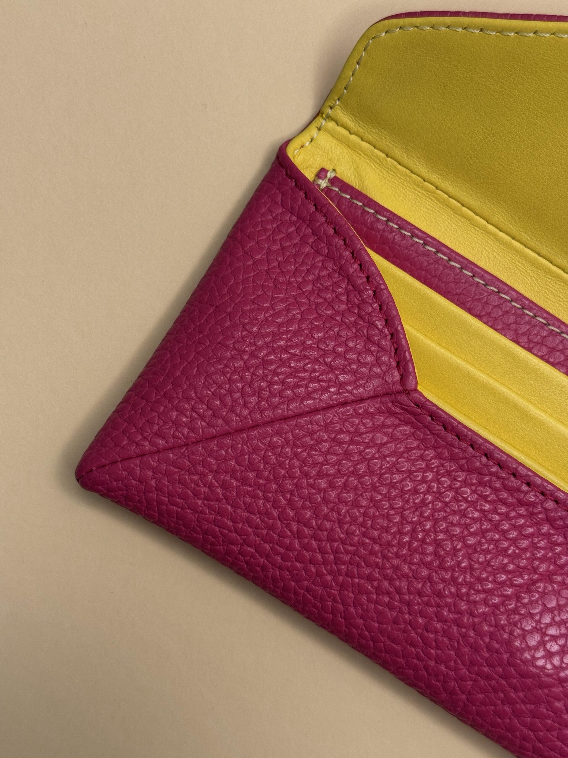 Leather envelope wallet