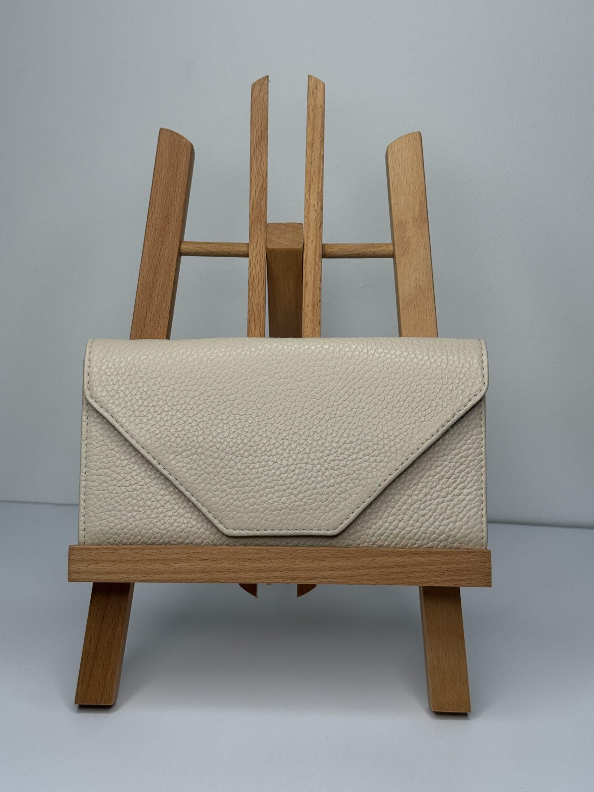MA:RENGO leather envelope wallet