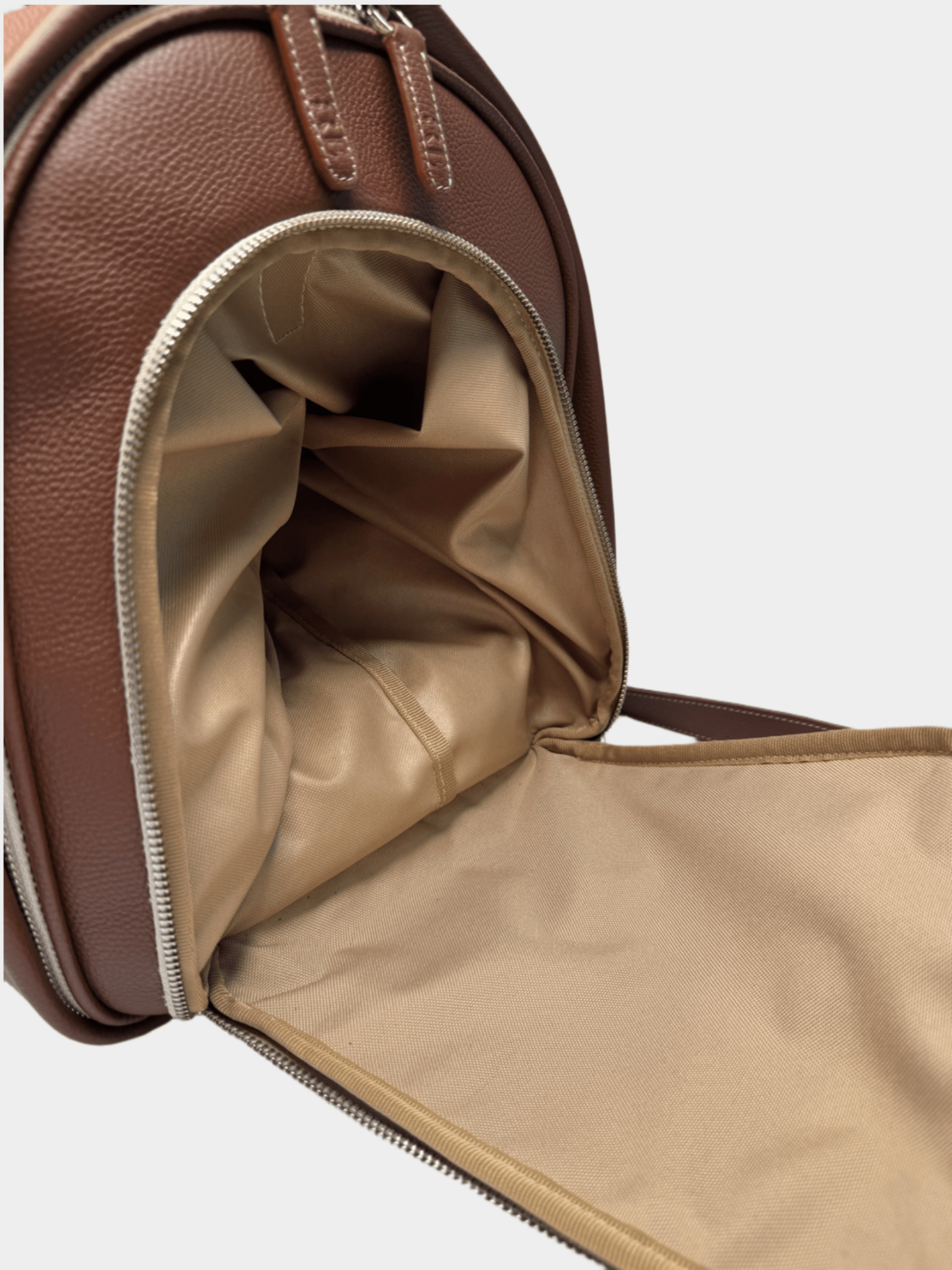 MO:RE garment leather bag
